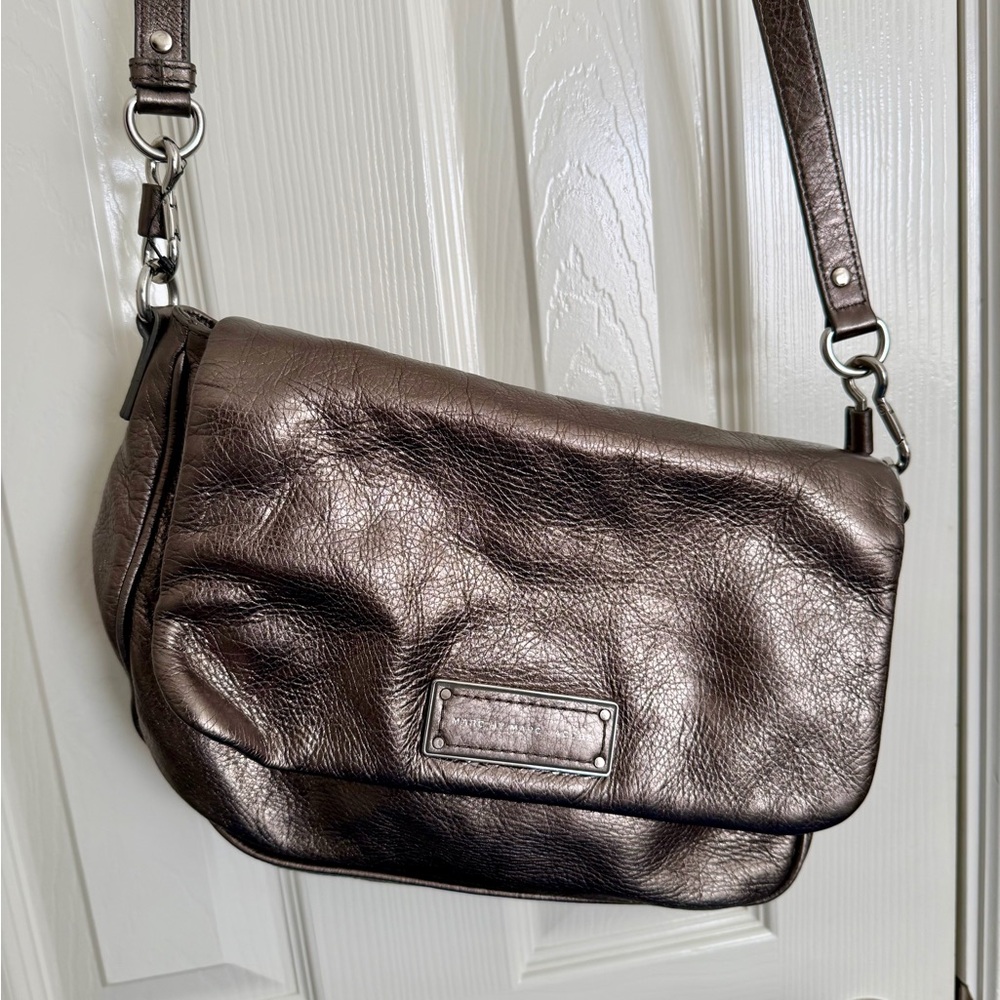 Marc by Marc Jacobs Classic Q Leather Foldover Crossbody Hobo - Picture 3 of 9